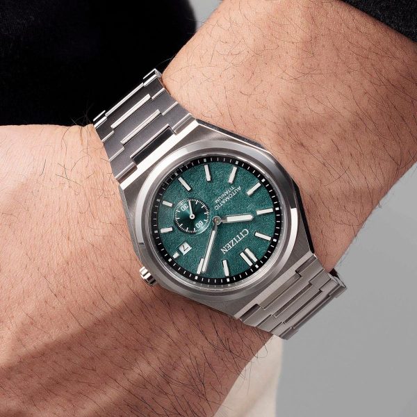Citizen Titanium NJ0180-80X - Image 2